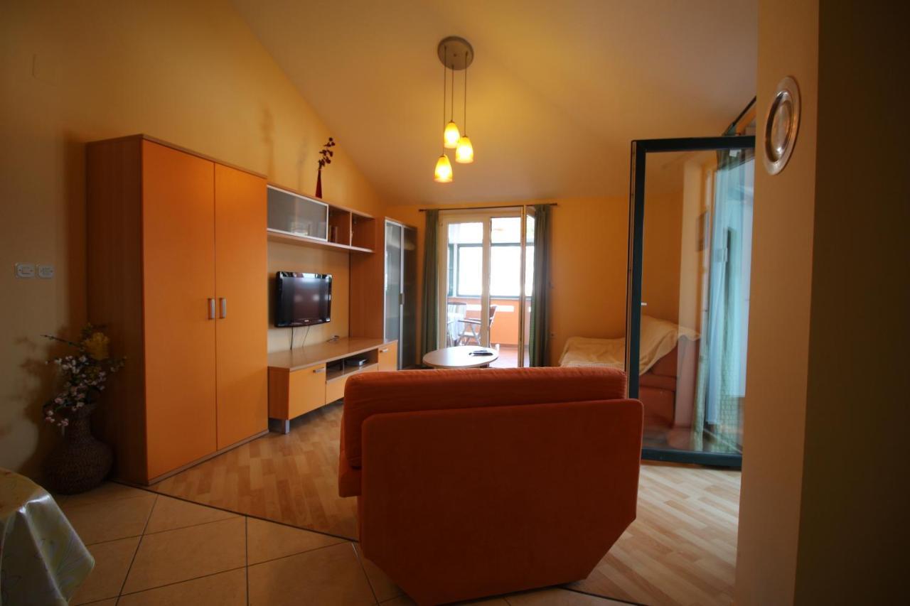 Apartments Pintar Zarok Baška Zewnętrze zdjęcie