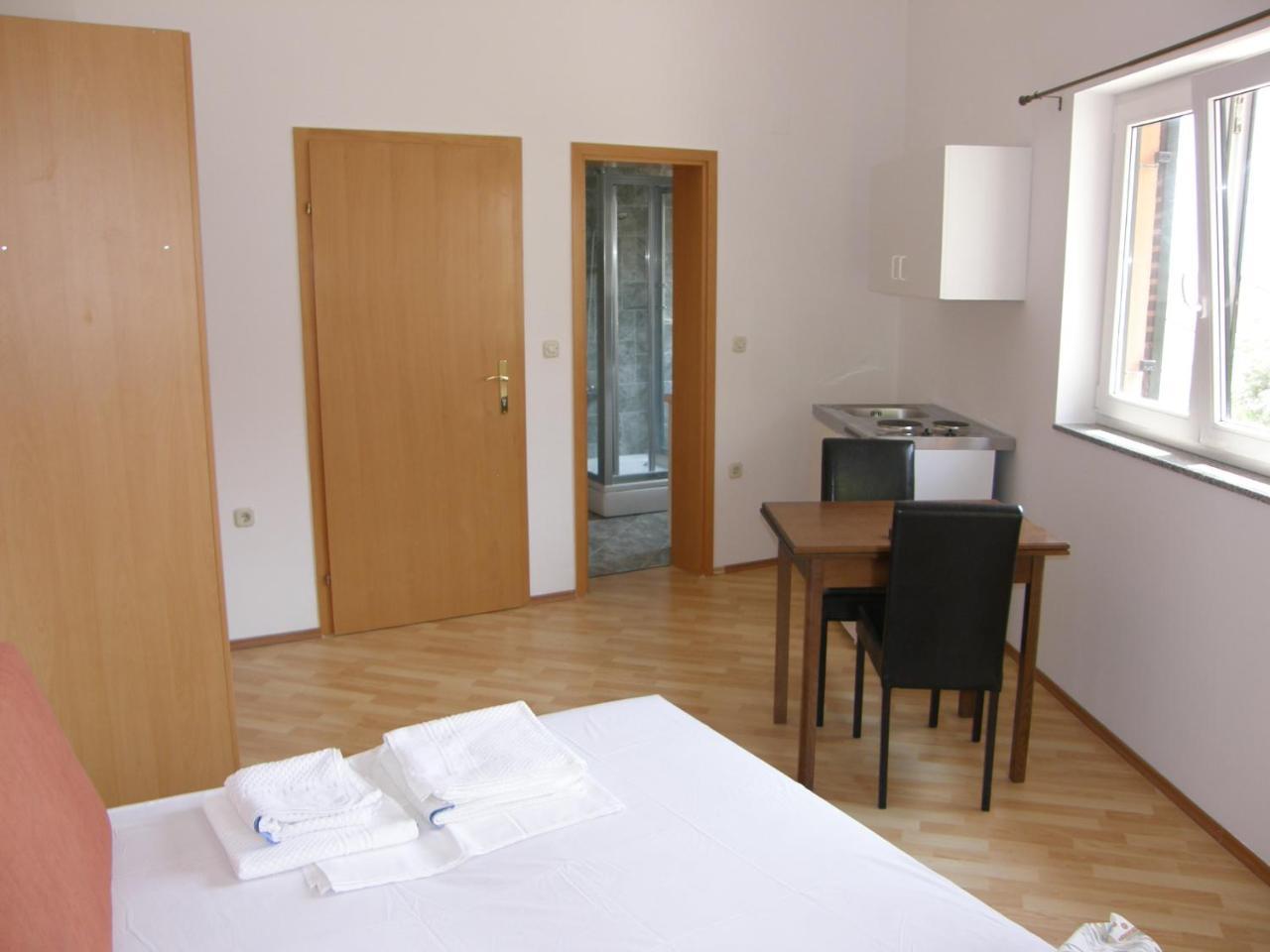 Apartments Pintar Zarok Baška Zewnętrze zdjęcie