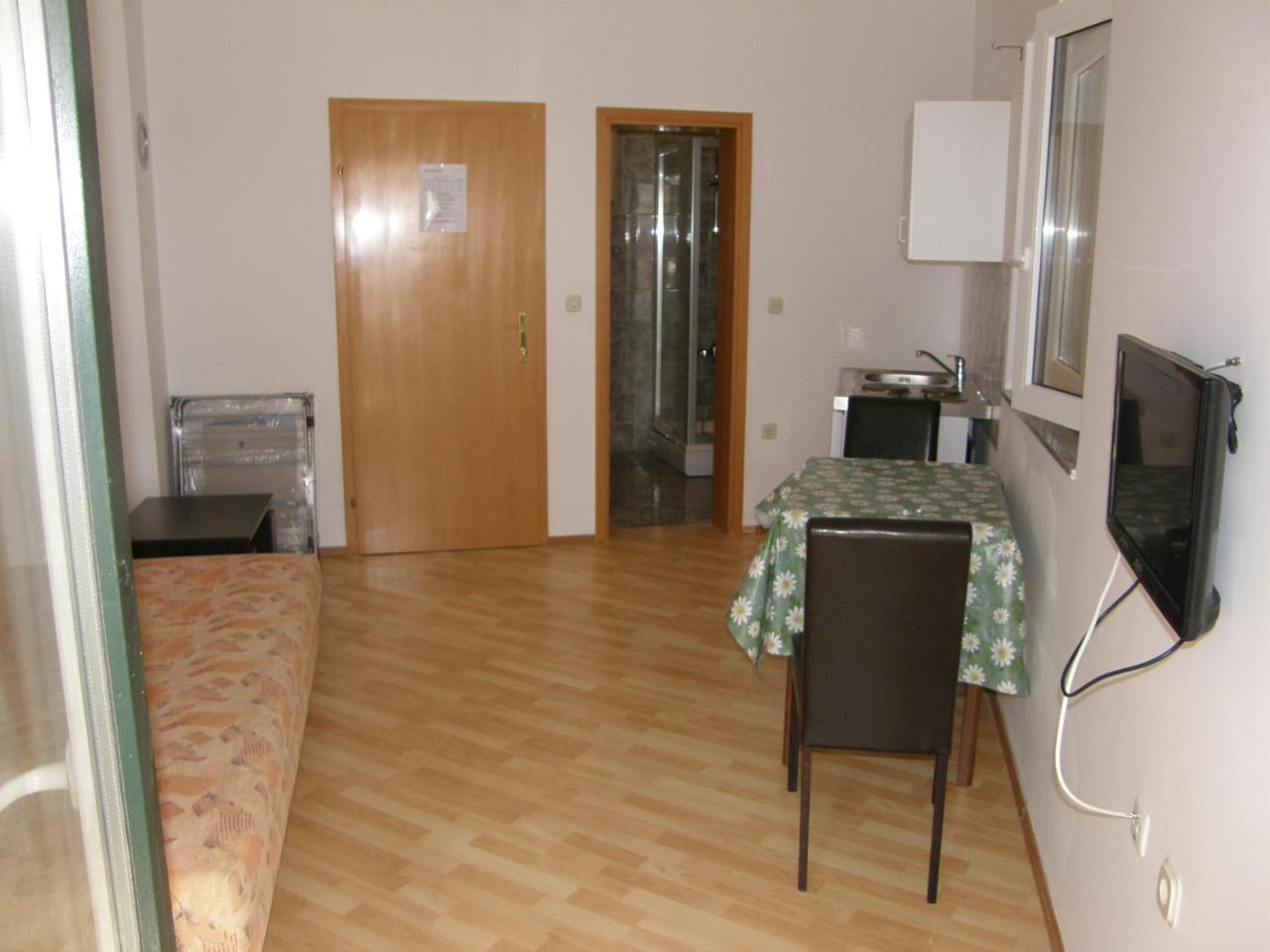 Apartments Pintar Zarok Baška Zewnętrze zdjęcie